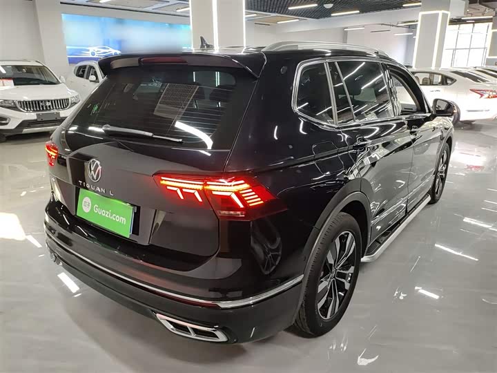 Фото 7 - Volkswagen Tiguan L Pro