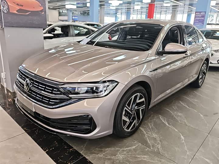 Фото 2 - Volkswagen Sagitar L