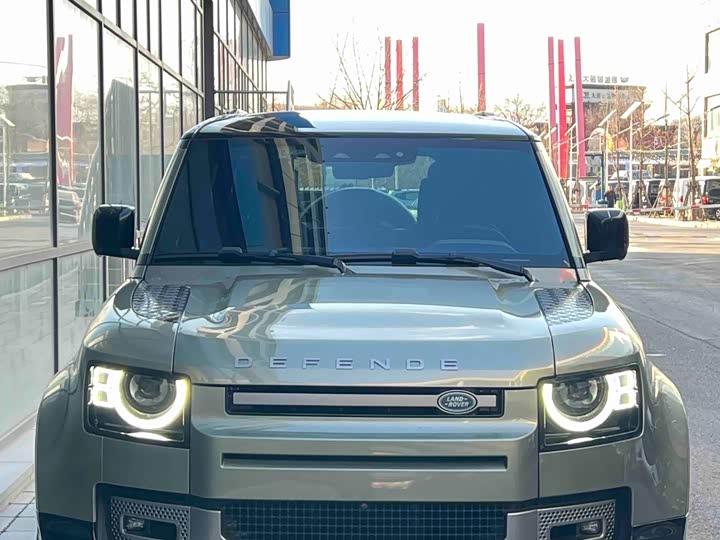 Фото 2 - Land Rover Defender