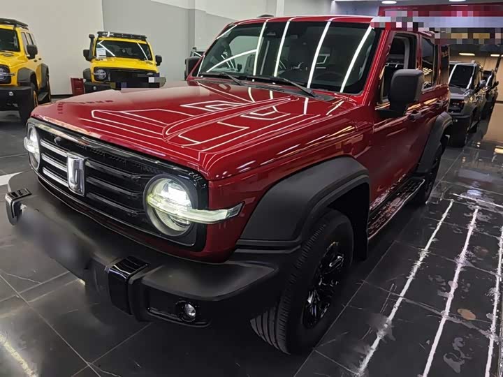 Фото 1 - Tank 300