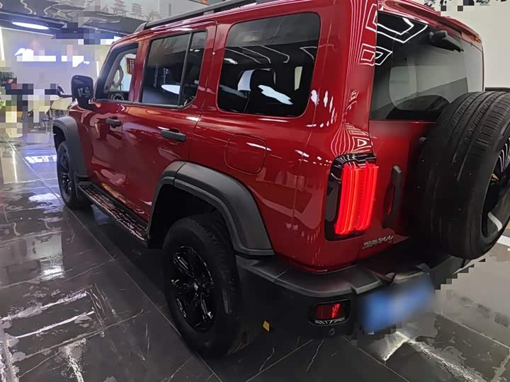 Фото 5 - Tank 300