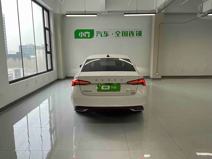 Фото 4 - Skoda Octavia Pro