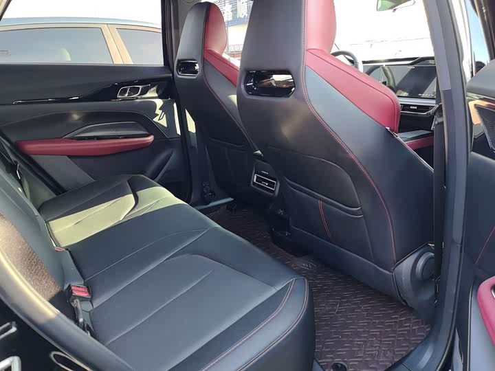 Фото 8 - Changan Oshan Z6