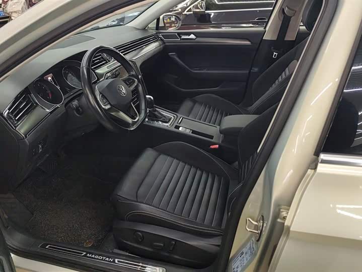 Фото 9 - Volkswagen Magotan