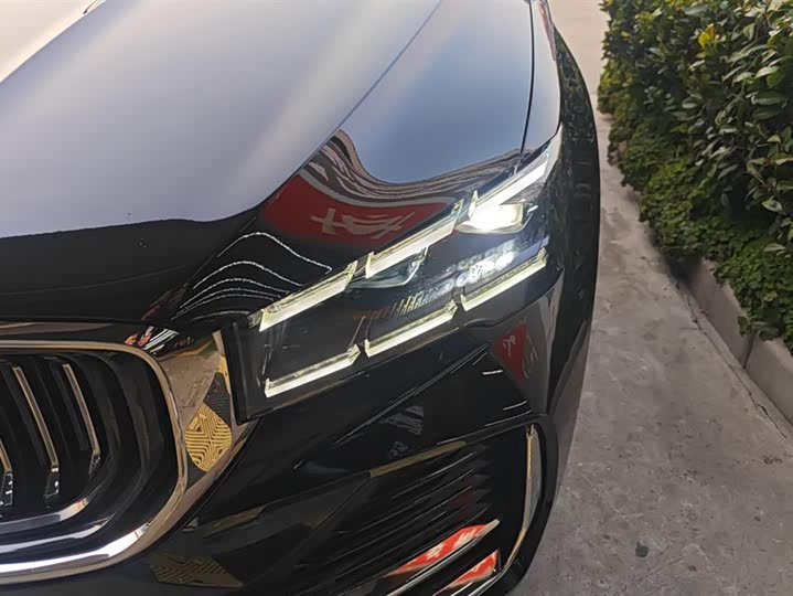 Фото 5 - Geely Monjaro