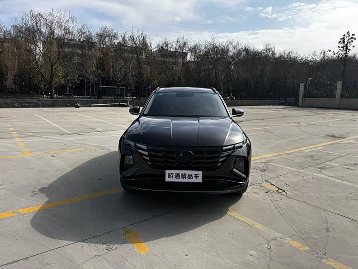 Фото 2 - Hyundai Tucson L