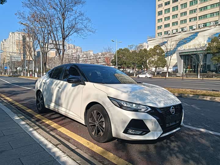 Фото 1 - Nissan Sylphy