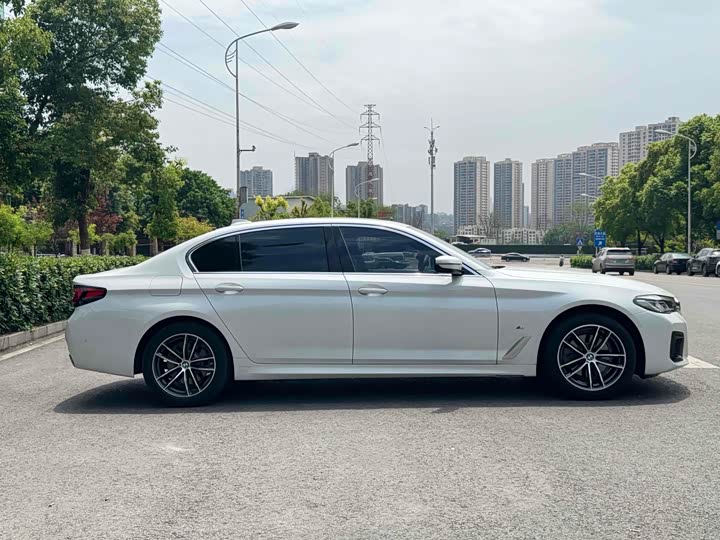 Фото 4 - BMW 5 Series