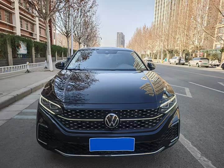 Фото 2 - Volkswagen Passat