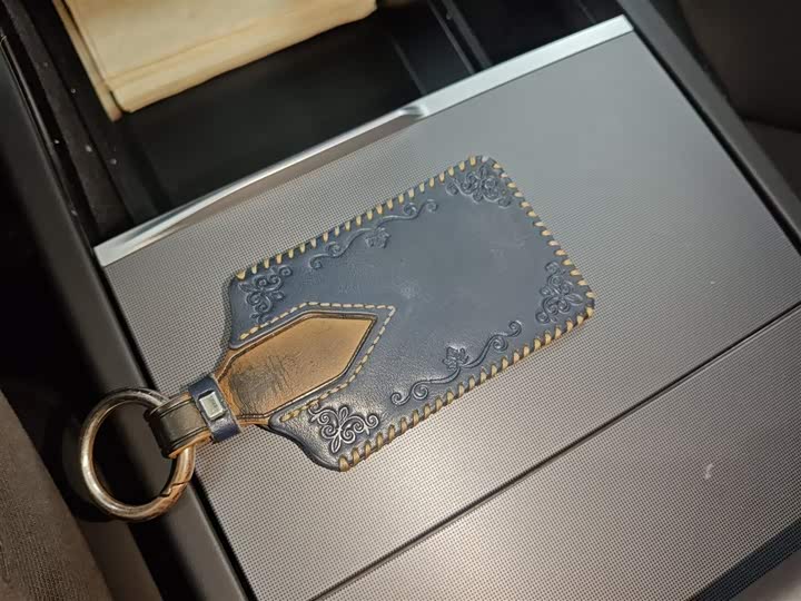 Фото 9 - Tesla Model 3