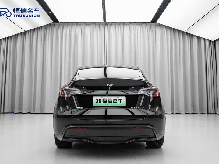 Фото 7 - Tesla Model Y