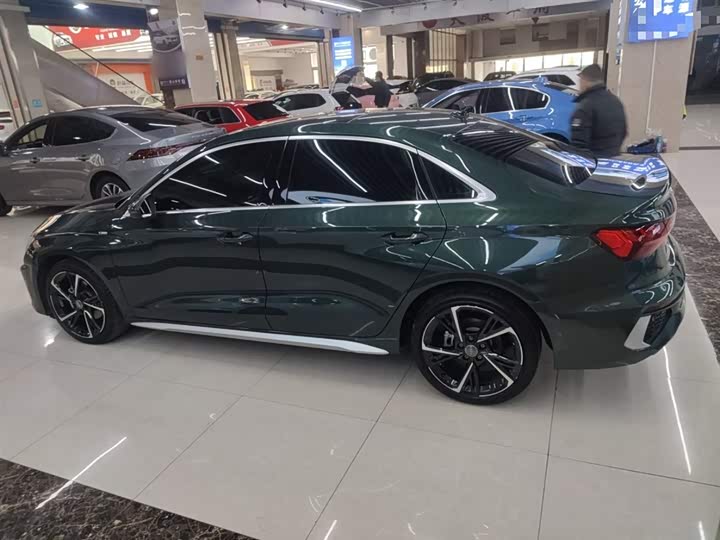 Фото 5 - Audi A3