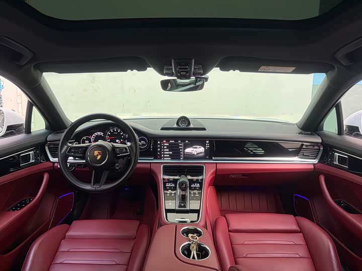 Фото 5 - Porsche Panamera