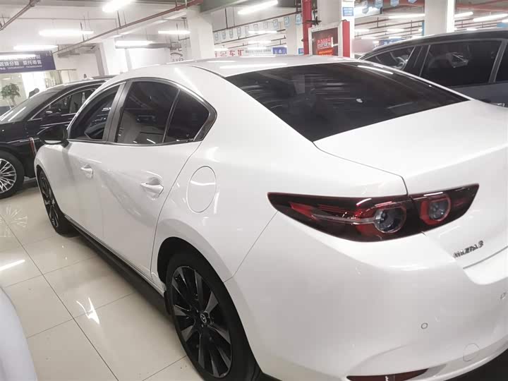 Фото 5 - Mazda 3 (Axela)