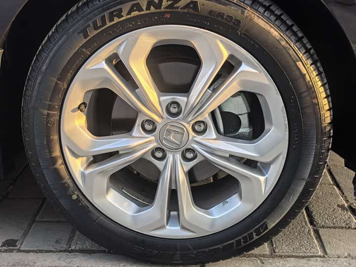 Фото 4 - Honda Accord