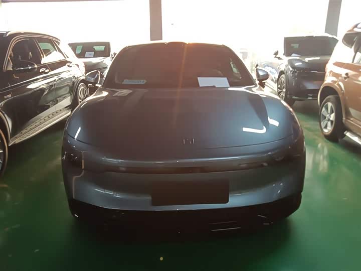 Фото 3 - Zeekr 007