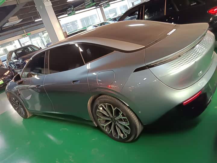 Фото 5 - Zeekr 007