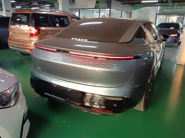 Фото 7 - Zeekr 007