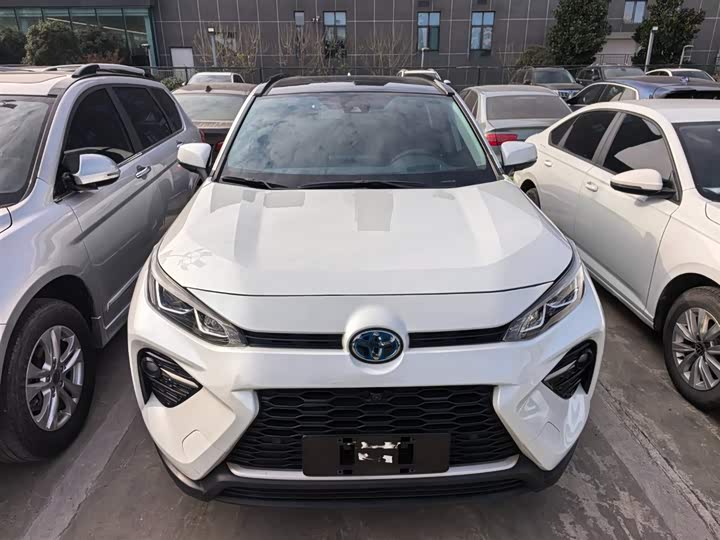 Фото 2 - Toyota Wildlander