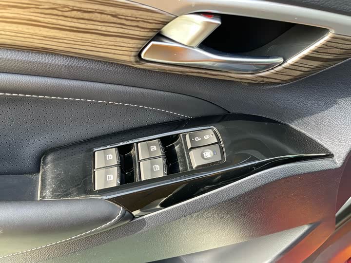 Фото 6 - GAC Trumpchi M8