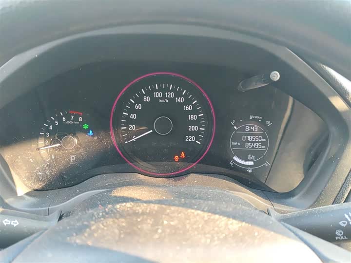 Фото 4 - Honda Vezel