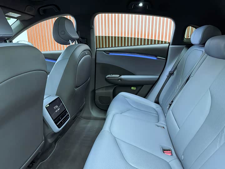 Фото 8 - XPeng G7