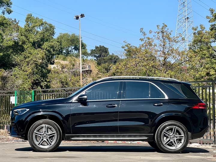 Фото 4 - Mercedes-Benz GLE-Class