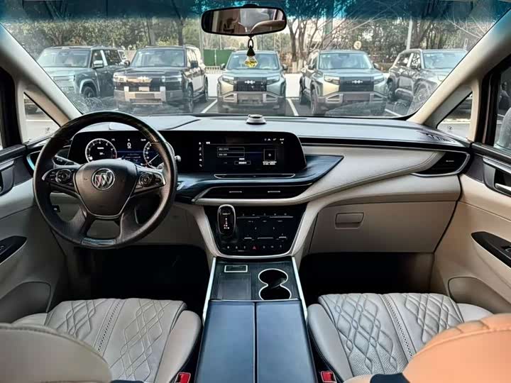 Фото 5 - Buick GL8 ES