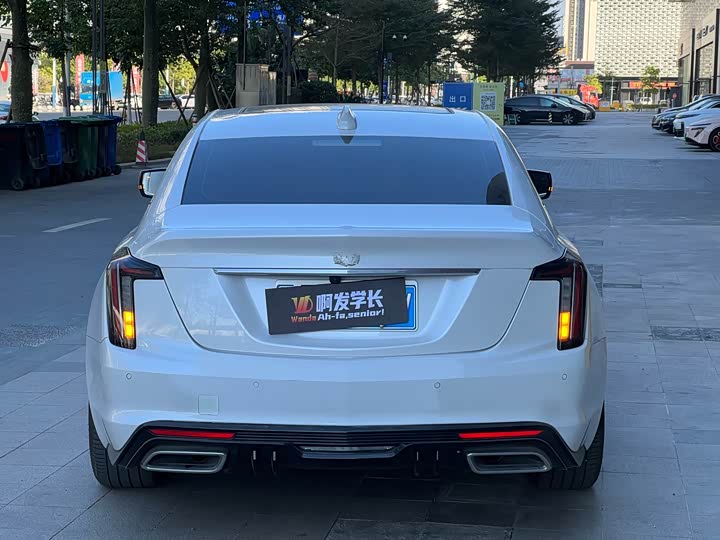 Фото 9 - Cadillac CT5