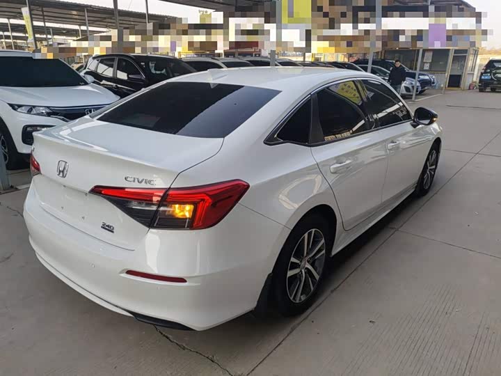 Фото 7 - Honda Civic