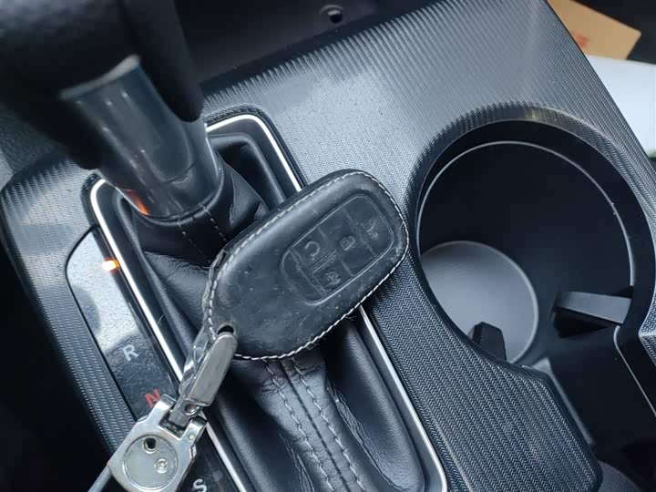 Фото 9 - Honda Civic