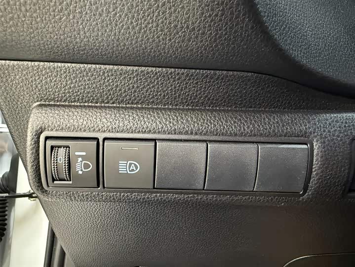 Фото 9 - Toyota Levin