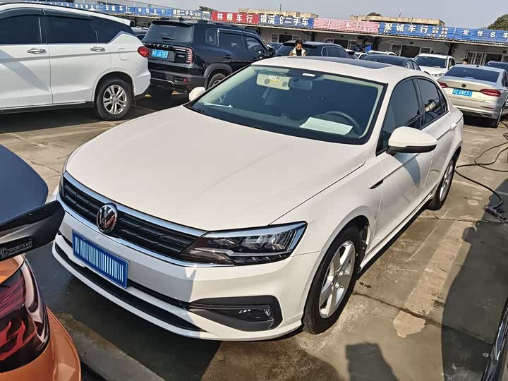 Фото 1 - Volkswagen Lamando L