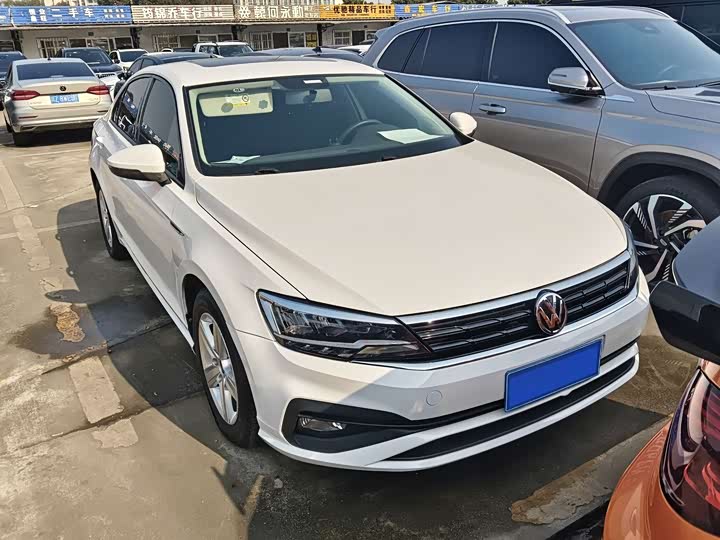 Фото 3 - Volkswagen Lamando L