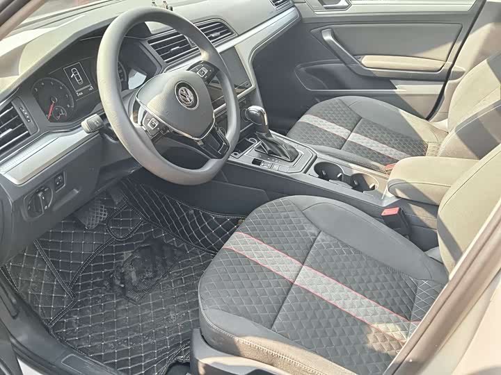 Фото 7 - Volkswagen Lamando L