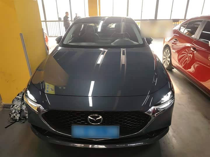 Фото 3 - Mazda 3 (Axela)