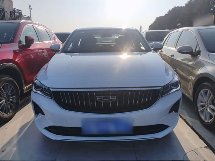 Фото 3 - Geely Emgrand