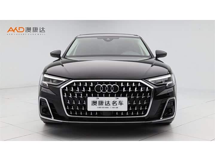 Фото 2 - Audi A8