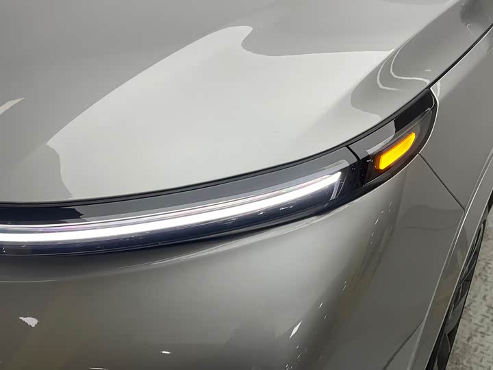 Фото 5 - LiXiang L9