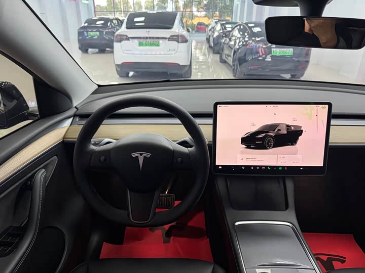 Фото 7 - Tesla Model Y