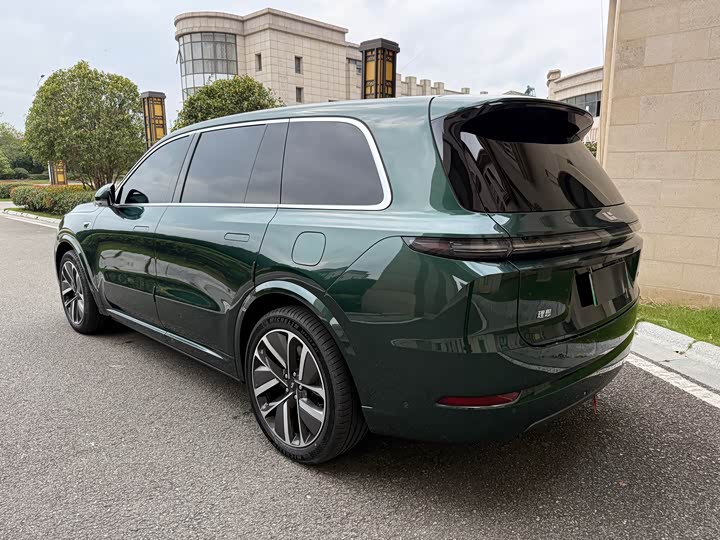 Фото 8 - LiXiang L9