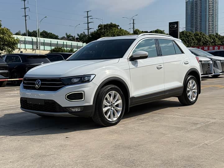 Фото 1 - Volkswagen T-Roc
