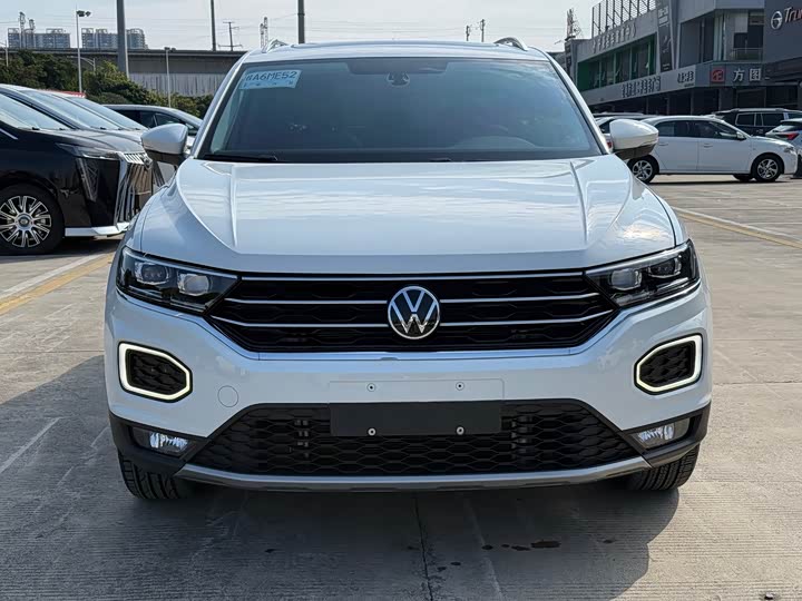 Фото 3 - Volkswagen T-Roc