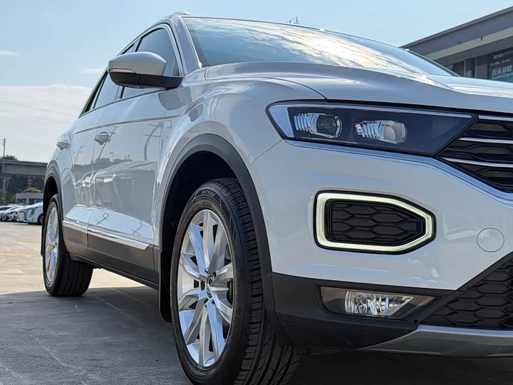 Фото 4 - Volkswagen T-Roc