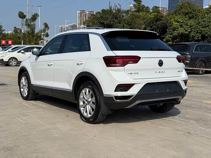Фото 6 - Volkswagen T-Roc