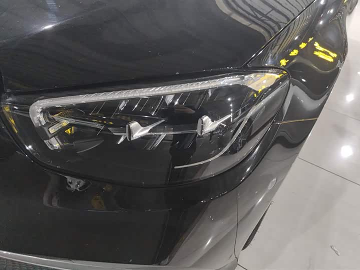 Фото 5 - Mercedes-Benz E-Class