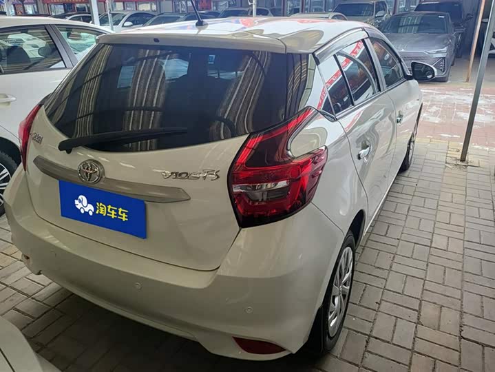 Фото 3 - Toyota Vios FS