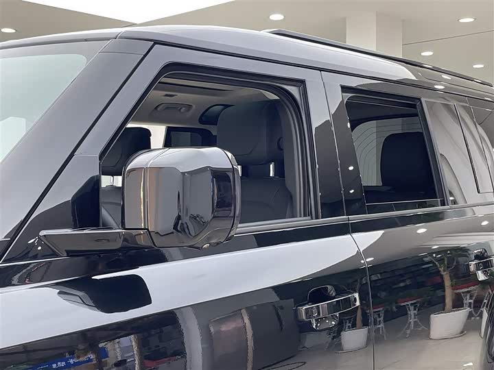 Фото 8 - Land Rover Defender