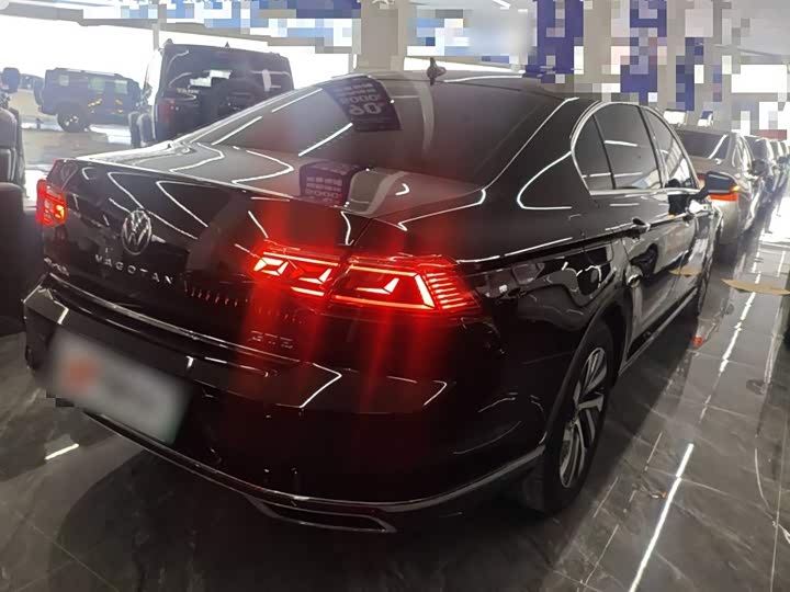 Фото 7 - Volkswagen Magotan GTE Hybrid