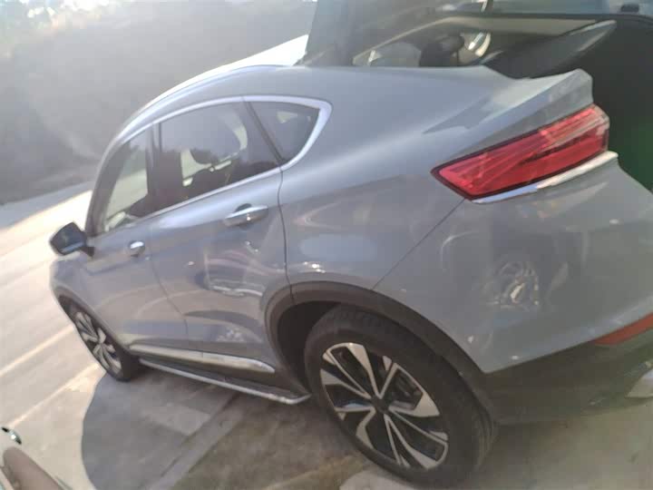 Фото 5 - Geely Tugella S